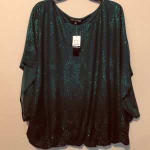 Glitter plus size shirt. Scoop neck, bubble hem